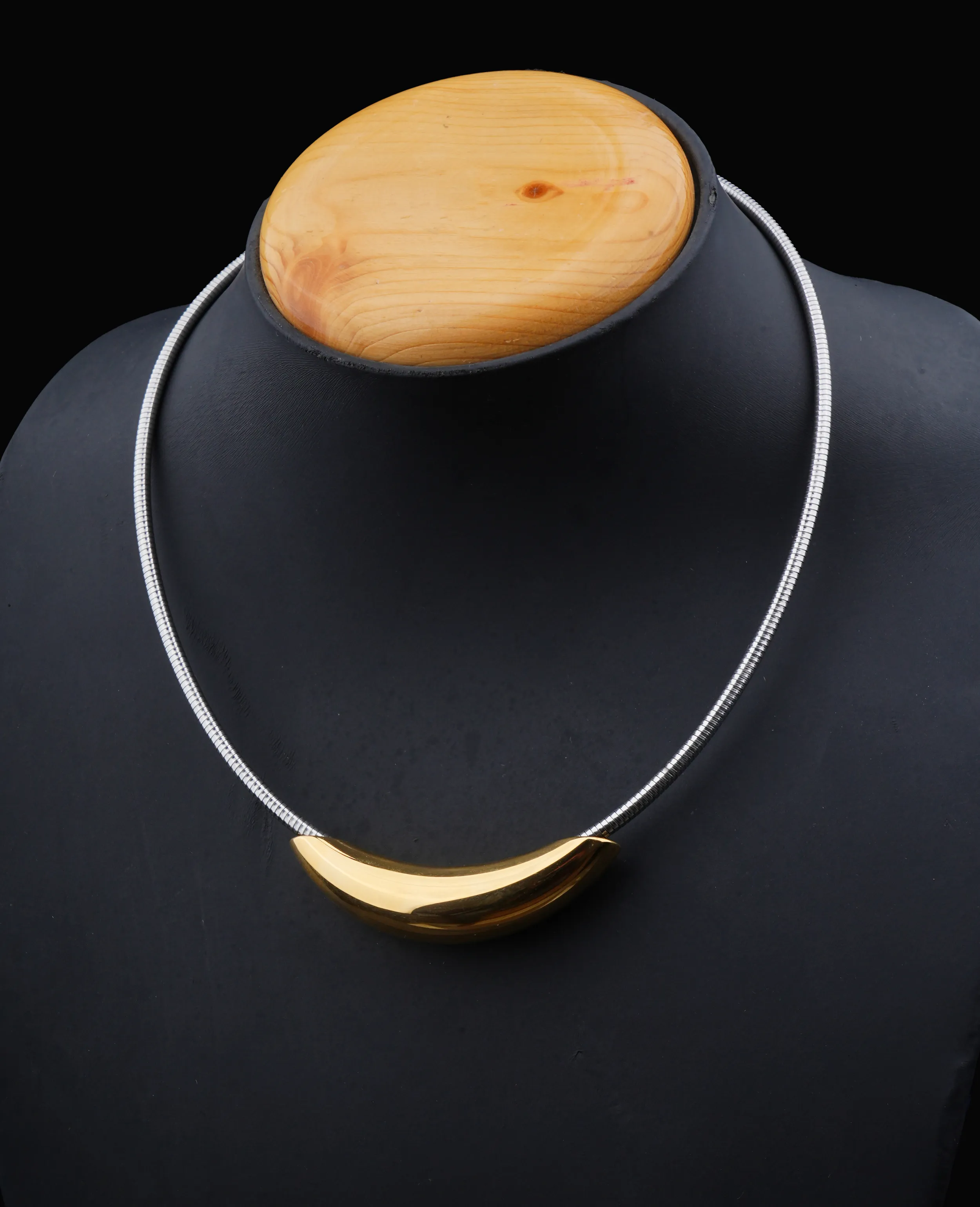 Classic Gold & Silver Chain Pendant with Magnetic Lock - Effortless Elegance